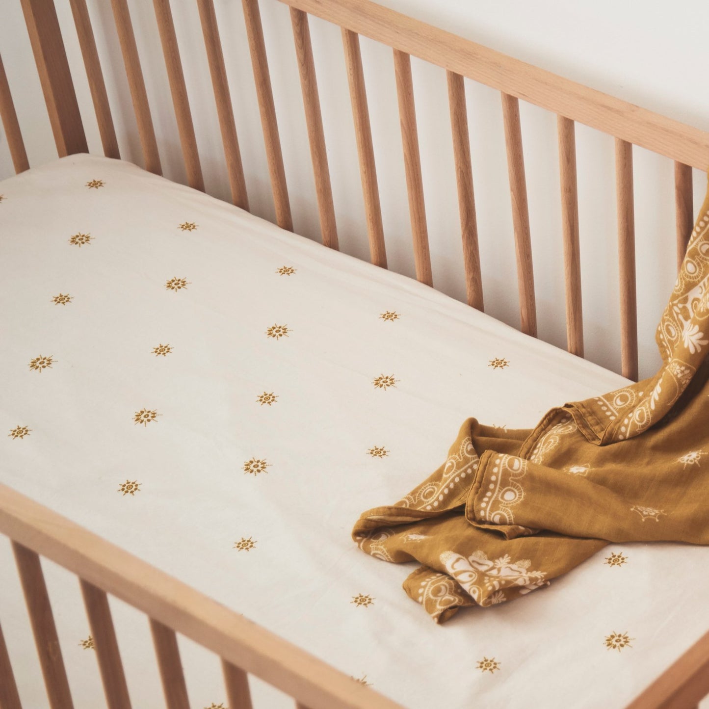 Banabae - Celestial Gold Fitted Cot Sheet