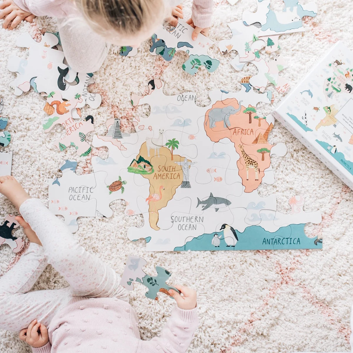 Load image into Gallery viewer, Mindful &amp;amp; Co Kids - World Map Floor Puzzle
