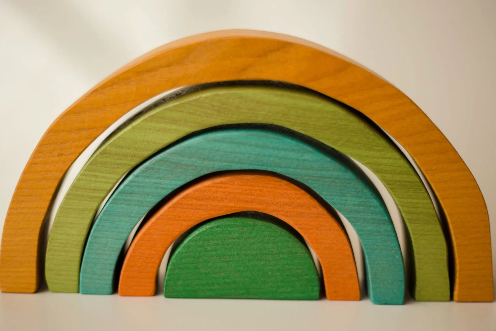 QToys - Colour Wooden Rainbow Stacker