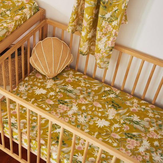 Banabae - Banksia Bloom Fitted Cot Sheet
