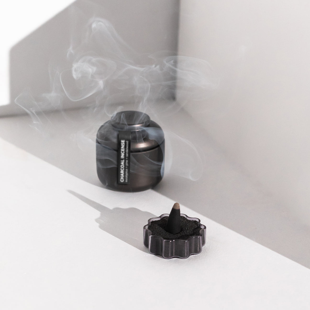 Fazeek - Wave Incense Holder (Smoke)