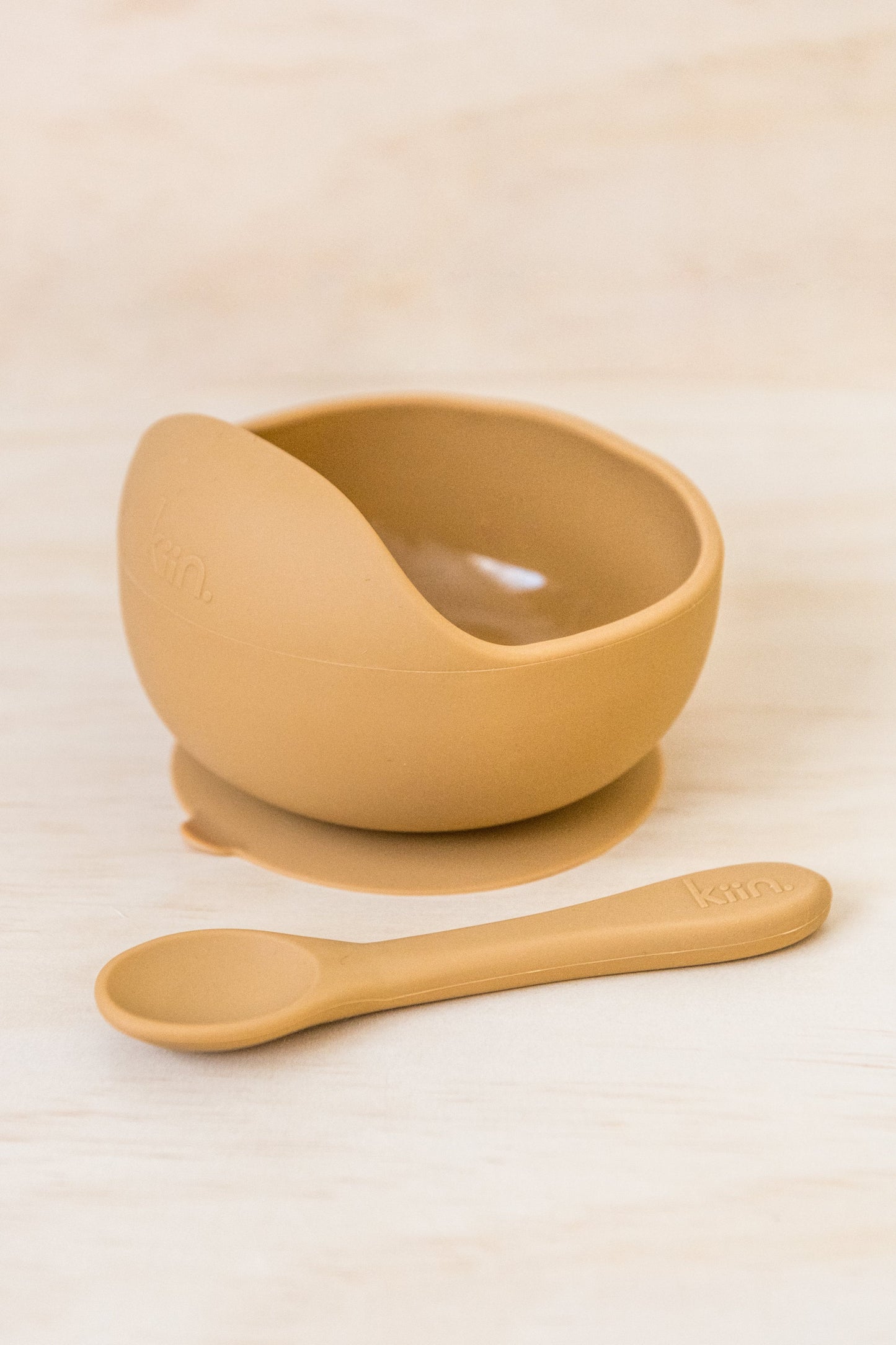 Kiin - Silicone Bowl + Spoon Set (Tan)